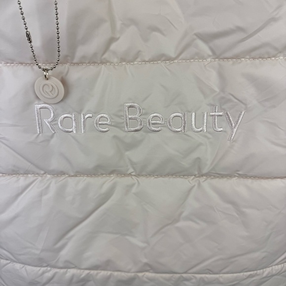 Rare Beauty By Selena Gomez Tote Bag Puffy Soft Pink Quilted Charm Brand New - Picture 3 of 11